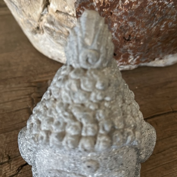 Grey & White Stone Face Buddha Head - Picture 3 of 10